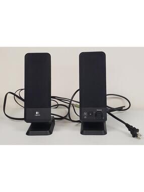 Logitech R-10 Stereo Computer Speakers Tested Working VG Condition w/ Cables